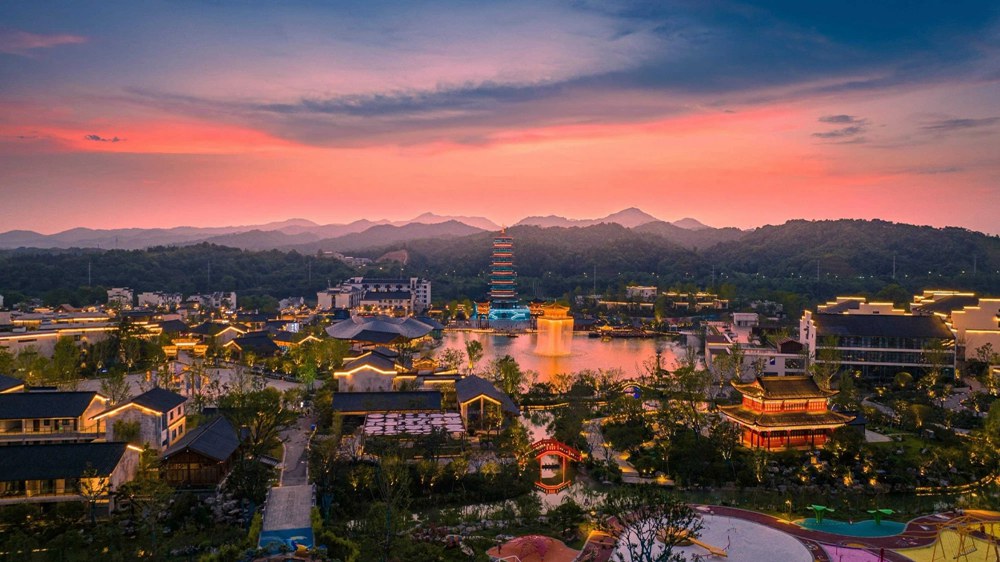 2026国庆江西旅游盘点：934万人游九江，这些景区最火，假期服务保障有力